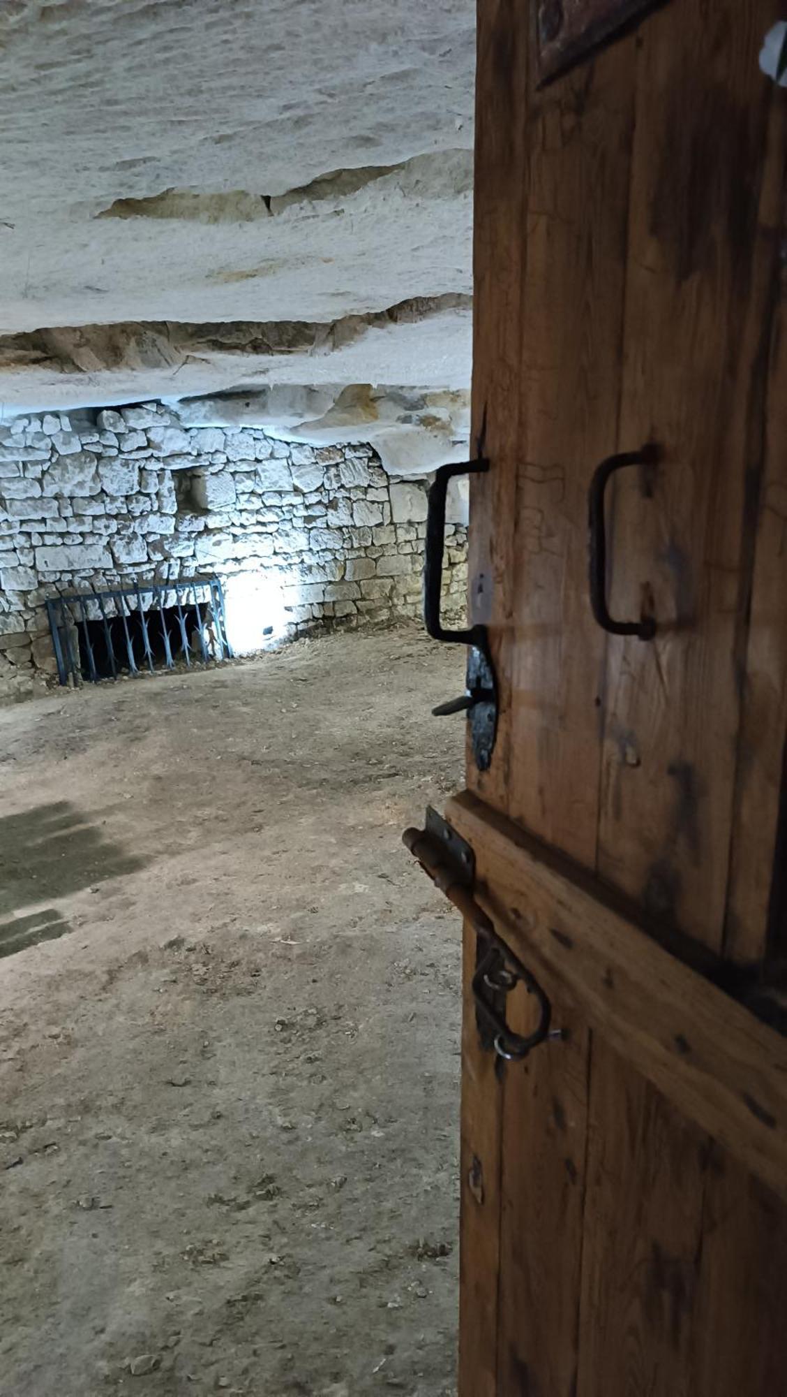 Meuble De Tourisme Petit Chail Saint Savinien Eksteriør billede